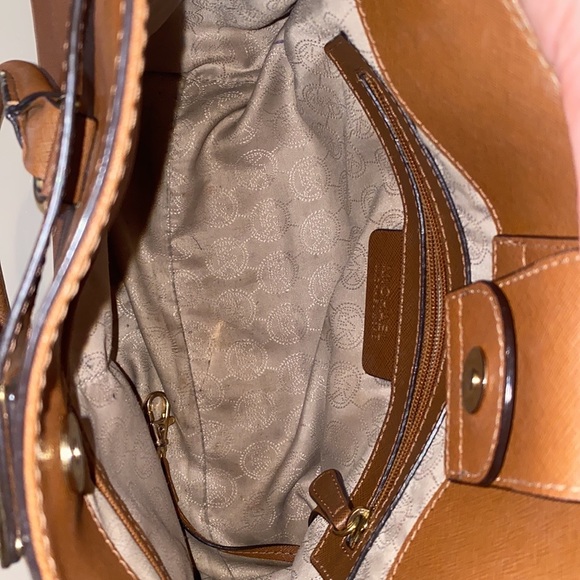 Michael Kors Hamilton saffiano tote in camel - Picture 5 of 5